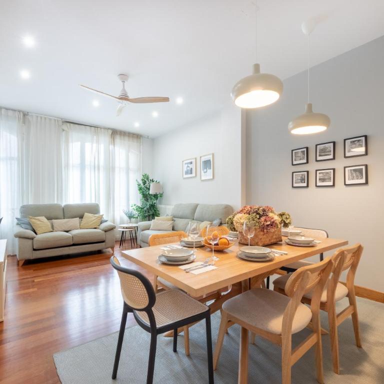 Live Old Town Bilbao - Three-Bedroom Superior Apartment - 7