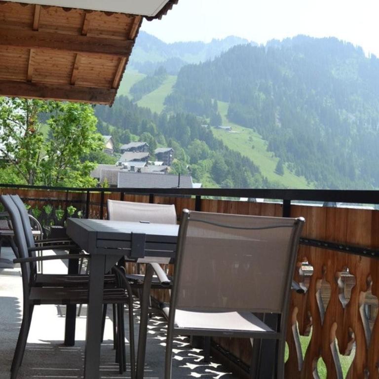 Chalet 3 chambres, balcon, parking, animaux admis, 8 pers. - FR-1-676-72 - Appartement - 22