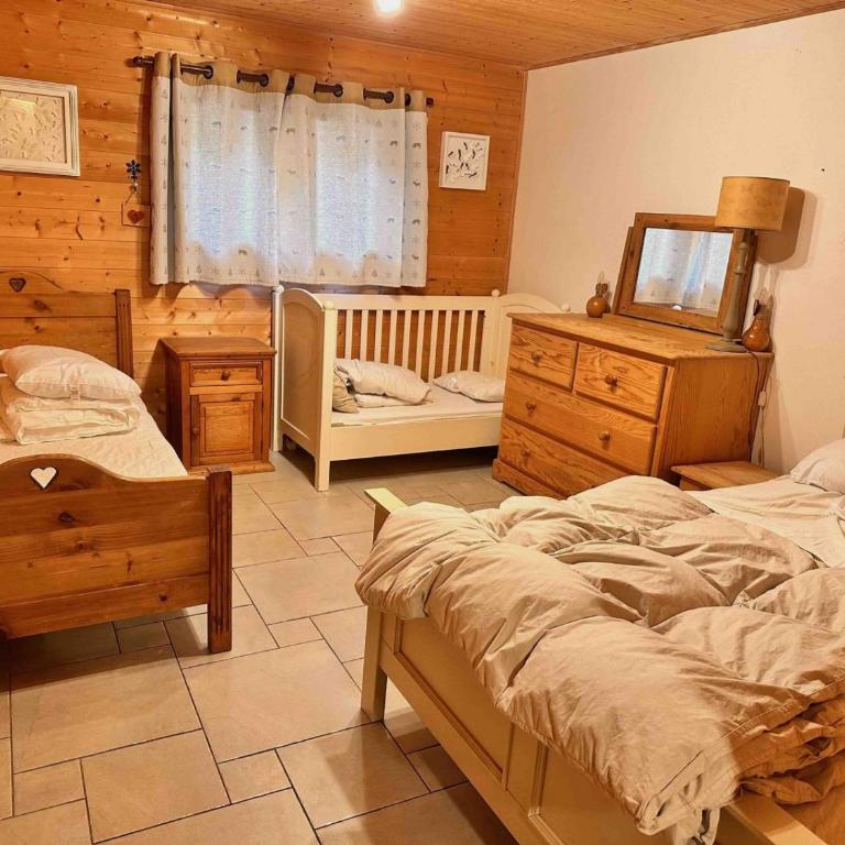 Chalet spacieux 15 pers, jacuzzi, parking, animaux admis - FR-1-676-208 - Chalet - 27