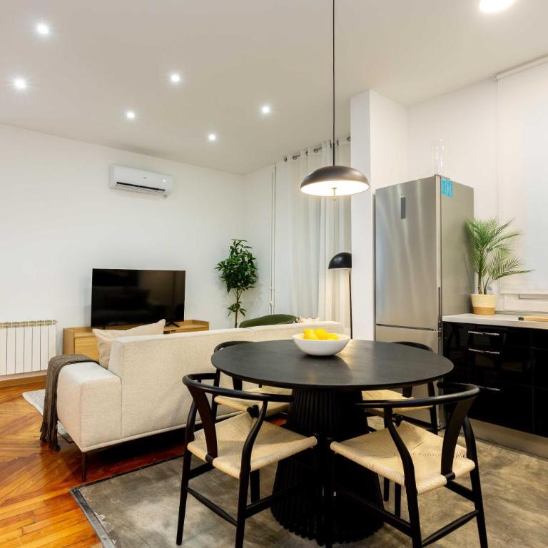 Tamayo y Baus II - Apartamento - 2
