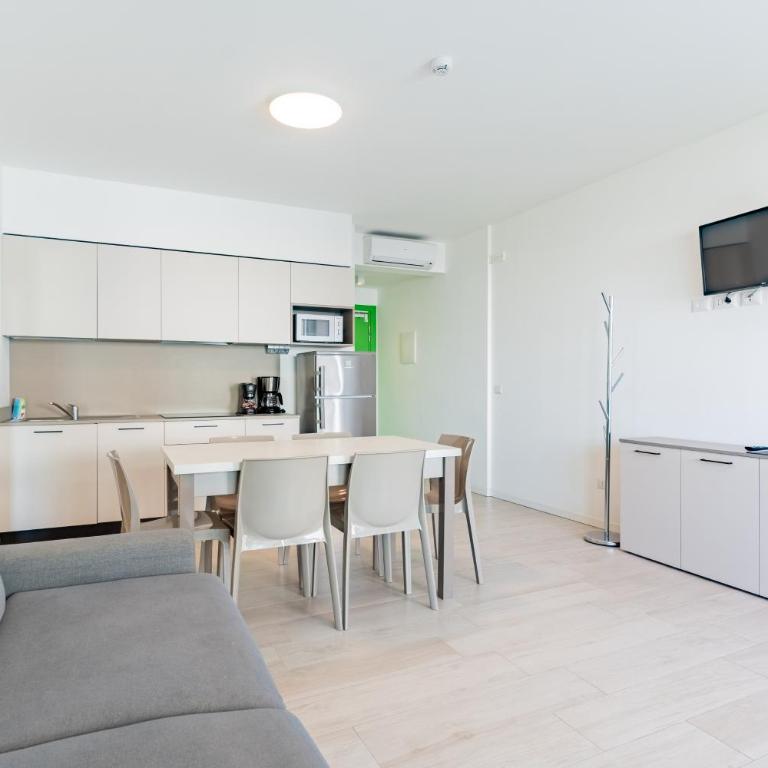 Residenza Turistica Alberghiera Blue Marine - Two-Bedroom Apartment - 5