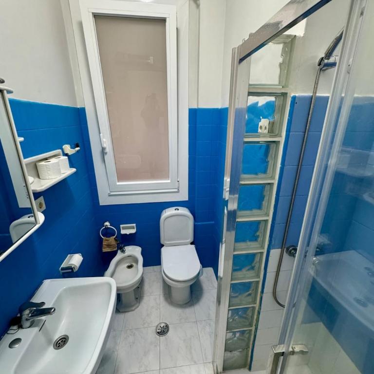 Pedestrian Center 5 Rooms with Balcony - Five-Bedroom Apartment - 26
