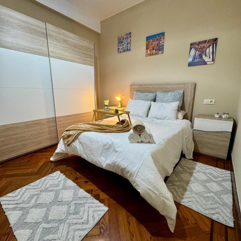 Pedestrian Center 5 Rooms with Balcony - Five-Bedroom Apartment - 41