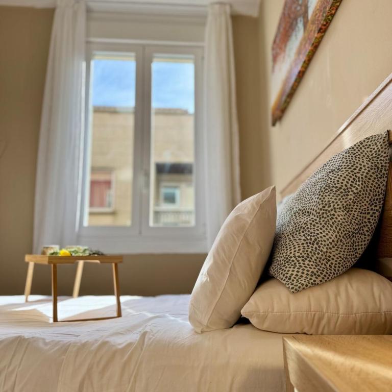Pedestrian Center 5 Rooms with Balcony - Five-Bedroom Apartment - 47