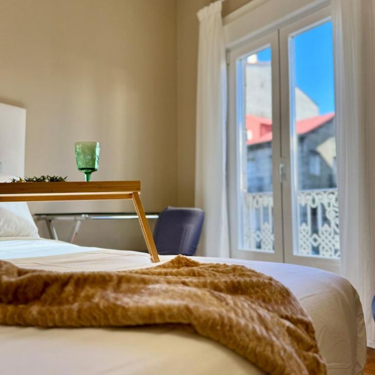 Pedestrian Center 5 Rooms with Balcony - Five-Bedroom Apartment - 94