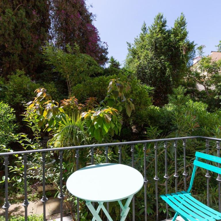 Castel Joli Golden Square - Two-Bedroom Apartment - 50