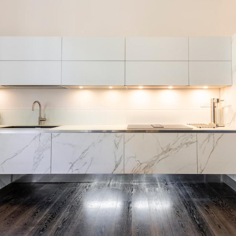 Castel Joli Golden Square - Two-Bedroom Apartment - 57