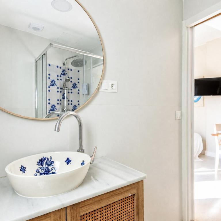 Santas Patronas Olehousing - Estudio con terraza - 8