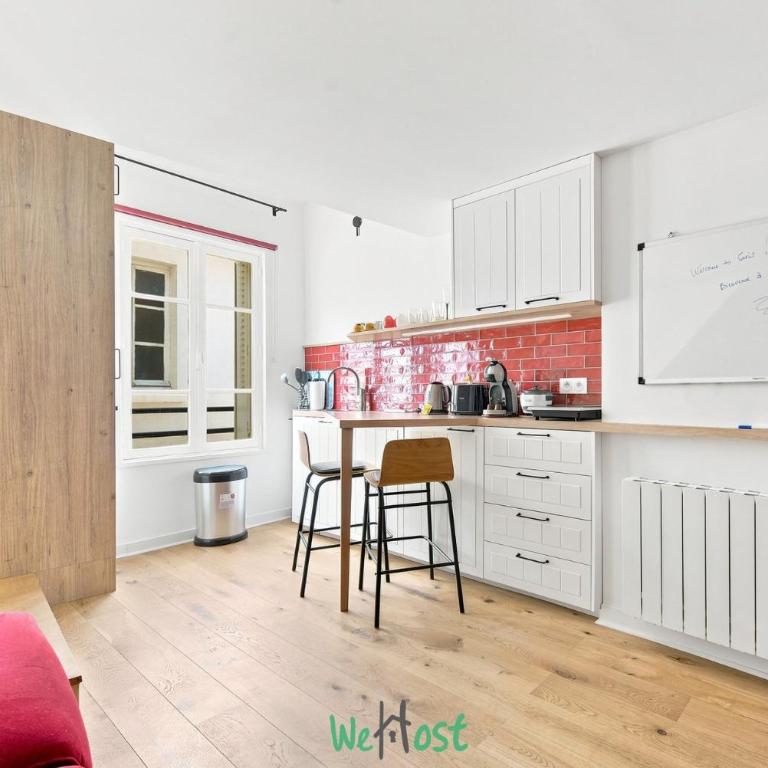 Charming apt steps from Notre-Dame & the Seine - Apartamento - 5