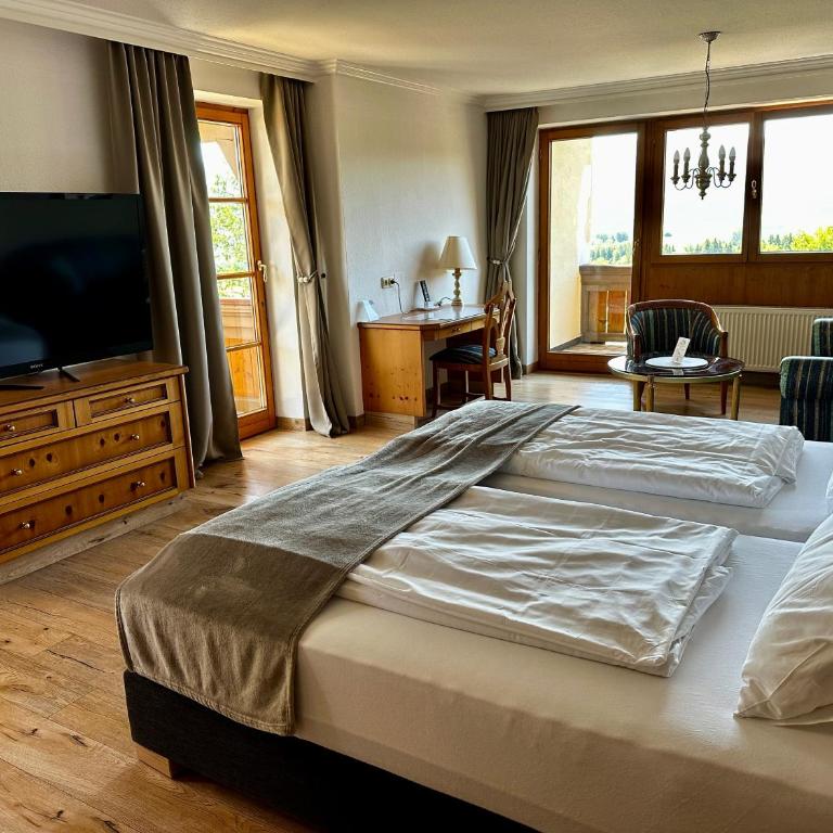 Parkhotel Tannenhof - Suite mit Balkon - 2