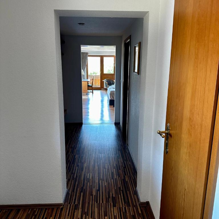Parkhotel Tannenhof - Suite mit Balkon - 7