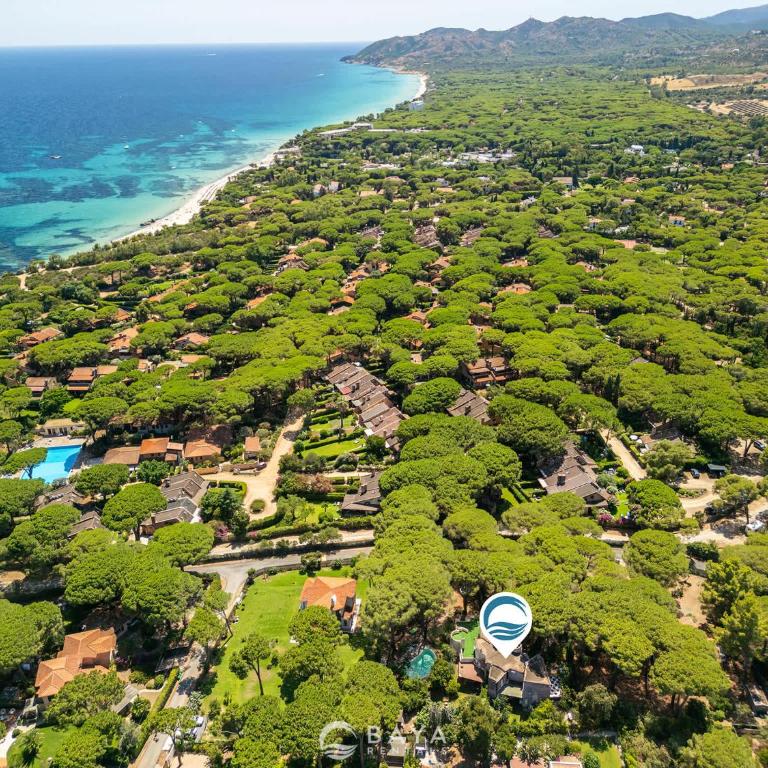 Villa Micaela with Private Pool, 2 Patios & Lush Garden - Villa - 3