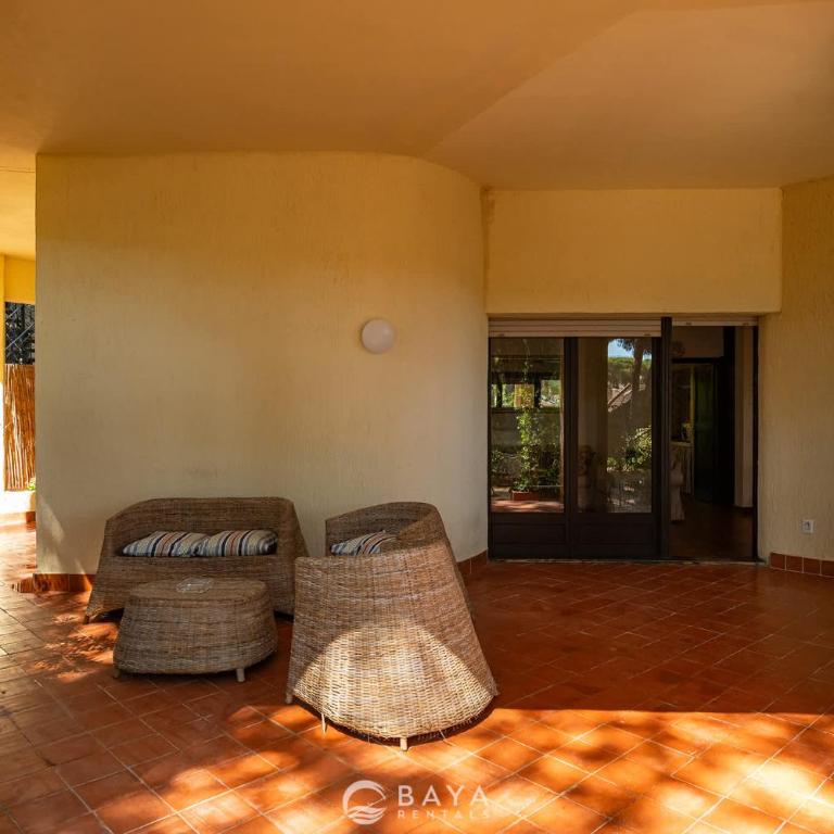 Villa Micaela with Private Pool, 2 Patios & Lush Garden - Villa - 28