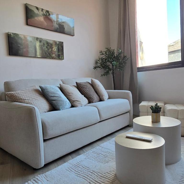 Appartement proche sanctuaire climatisé parking - Apartment mit 2 Schlafzimmern - 10