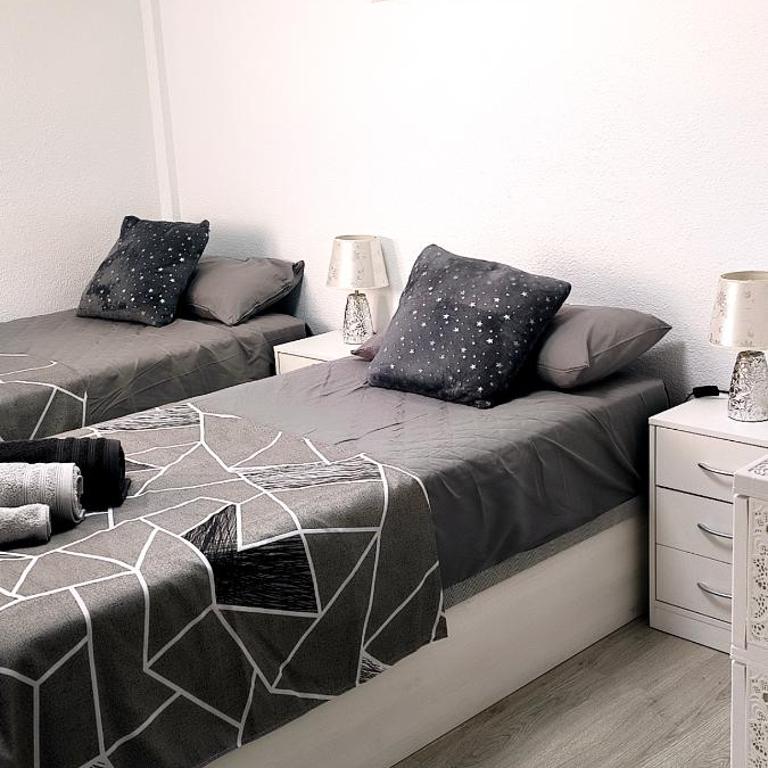 ICON Beach Apartment - 1 Min to Beach & Free Garage - Apartment mit 3 Schlafzimmern - 10