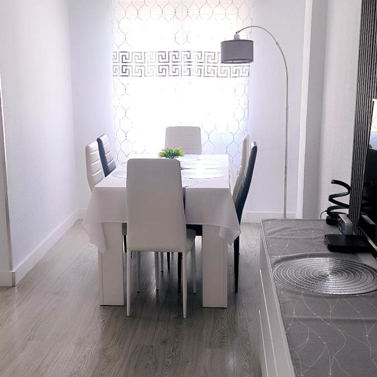 ICON Beach Apartment - 1 Min to Beach & Free Garage - Apartment mit 3 Schlafzimmern - 11