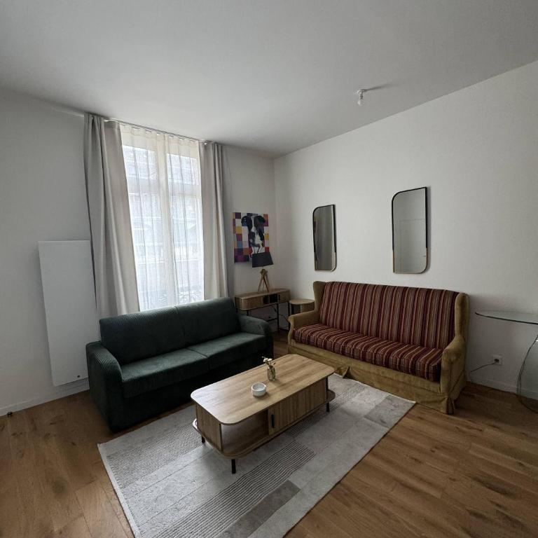 Elegant 2-Bedroom Apartment in the Heart of Paris - Appartement - 1