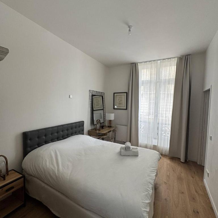 Elegant 2-Bedroom Apartment in the Heart of Paris - Appartement - 14
