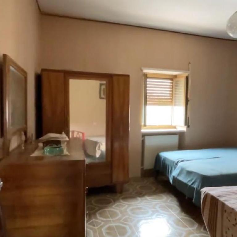 Residenza La Corte Fiorita - Appartamento con 2 Camere da Letto - 1