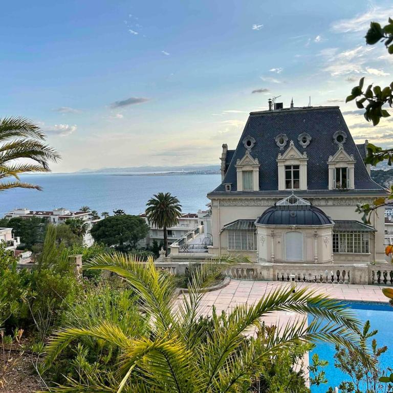 Apartment with large terrace - Appartement 3 Chambres - 72