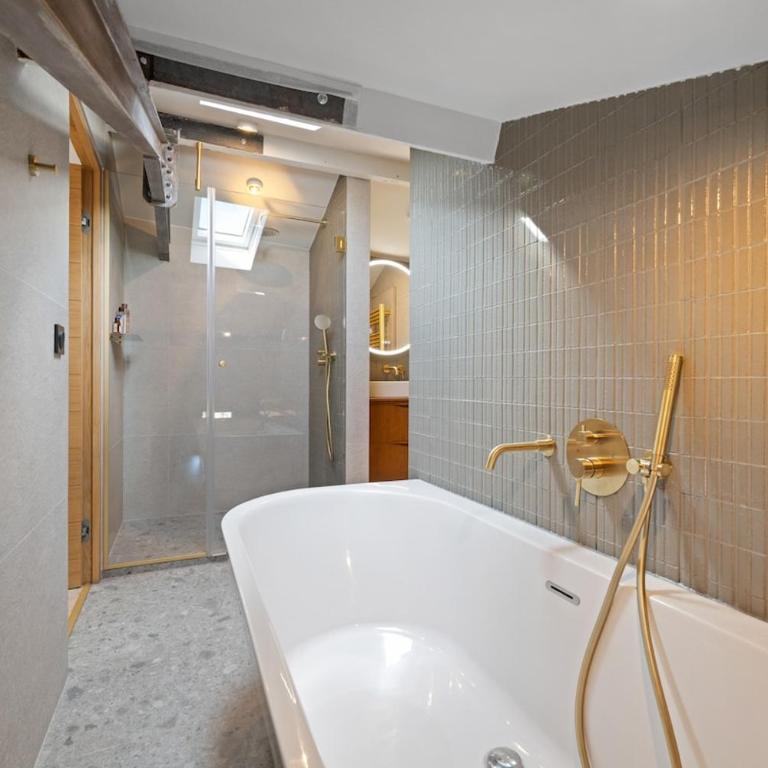 Garibaldi, elegant duplex - Appartement 2 Chambres - 24