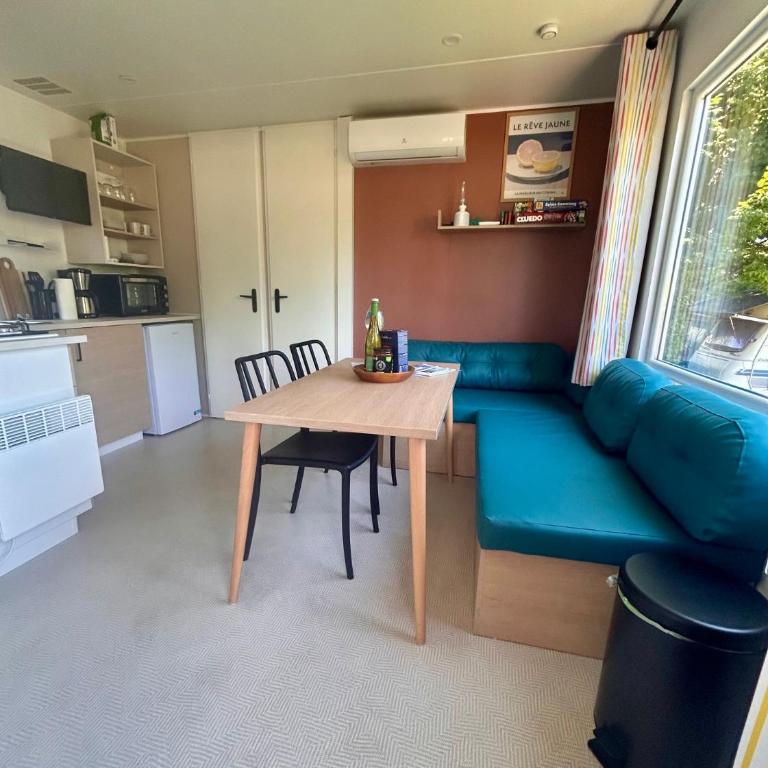 Gemütliches Mobilhaus am Wallersee - Maison 2 Chambres - 1