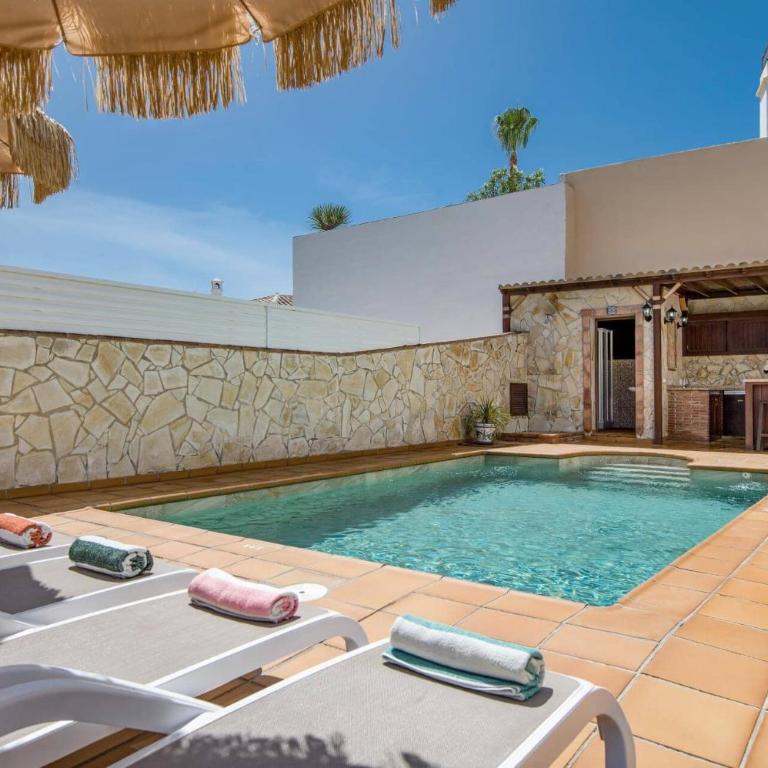 Villa Lara Pinta by Villa Plus - Villa - 13