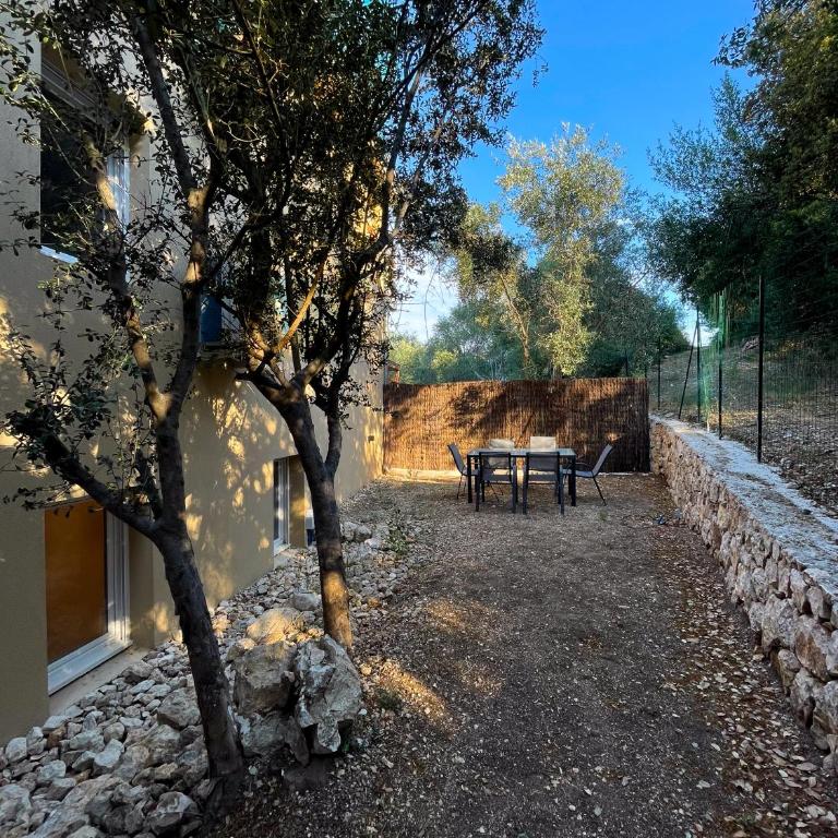 Guest House au Coeur de Nice - Superior Apartment mit 1 Schlafzimmer und Balkon - 6