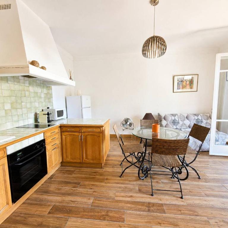 Appartement T2 RDC à 100m de la plage avec terrasse et jardinet - 4 couchages - FR-1-388-1 - Apartamento (4 adultos) - 6