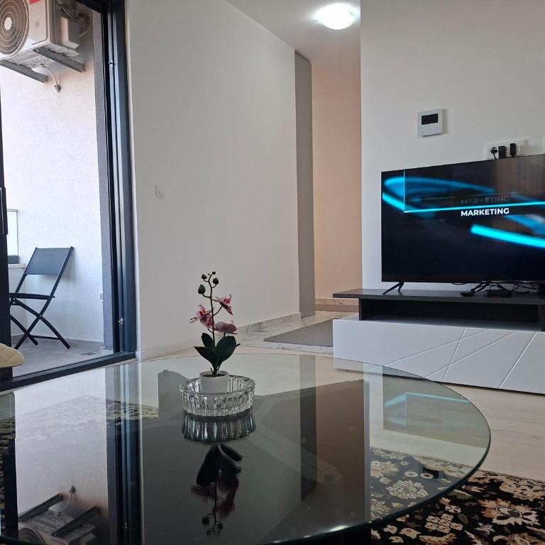 Zаra lux Bar - One-Bedroom Apartment - 2