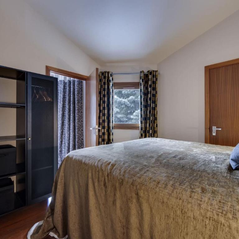 Les Oreades 110 by One of A Kind Travel - Apartment - 4