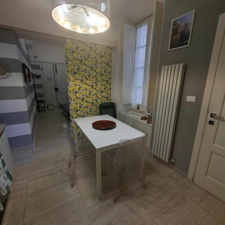 5 Terre Home - One-Bedroom Apartment - 22