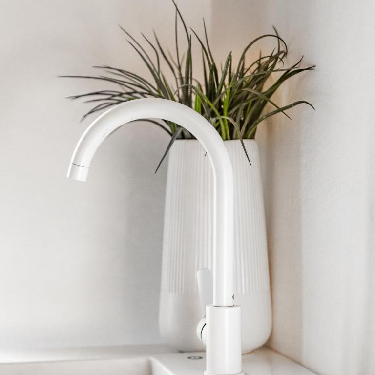Youhosty - Design Isola Studio - Studio Apartment - 12