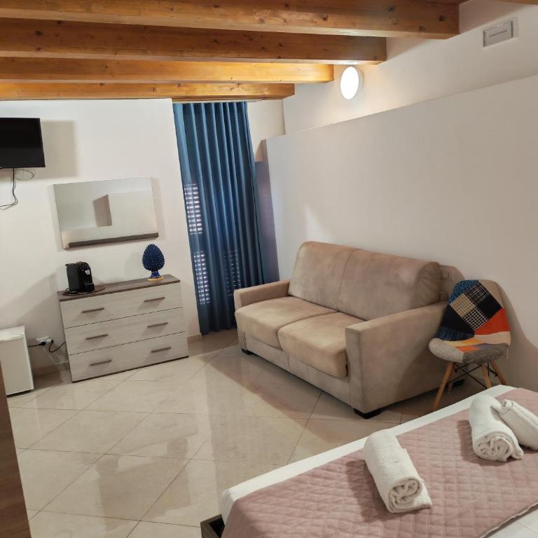 Domina Palace Rooms - Camera Deluxe - 6