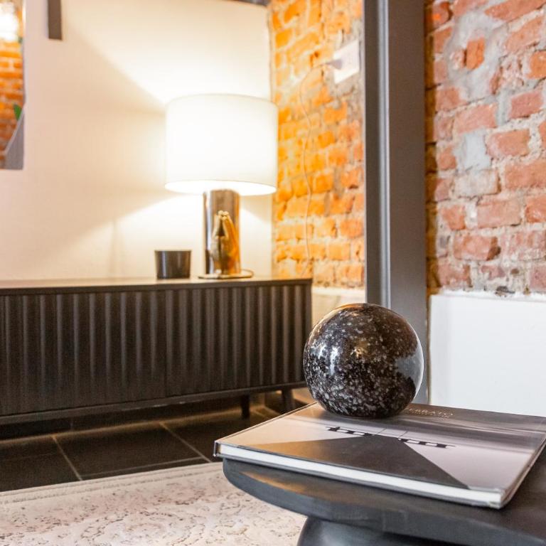 Youhosty - Design Isola Studio - Studio Apartment - 37