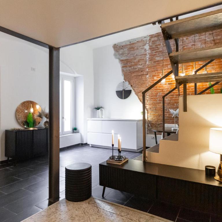 Youhosty - Design Isola Studio - Studio Apartment - 41