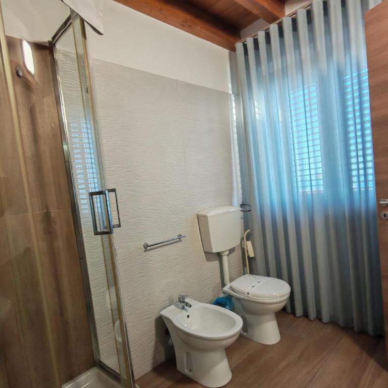 Domina Palace Rooms - Camera Quadrupla con Vista Mare - 22