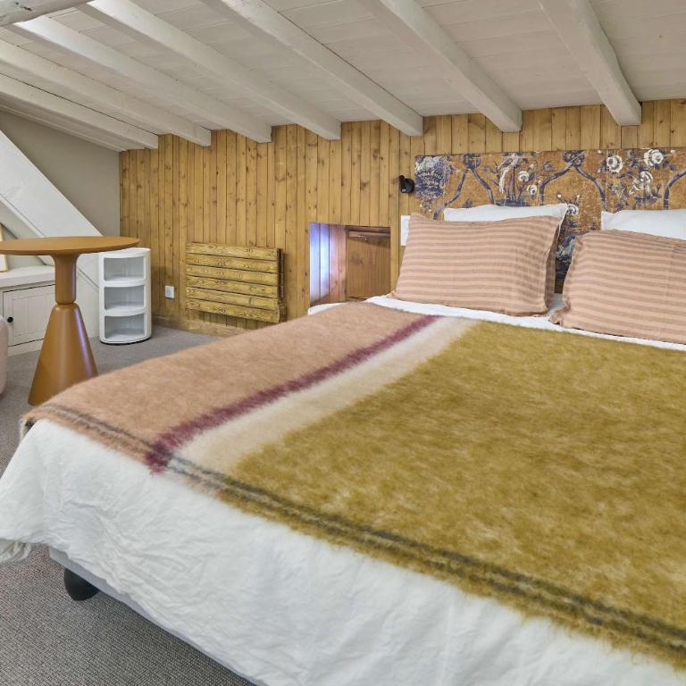 Vieux Village by One of A Kind Travel - Apartment - 7