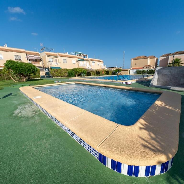 Modern Sunny Bungalow with Terrace and Pool - Haus mit 2 Schlafzimmern - 29