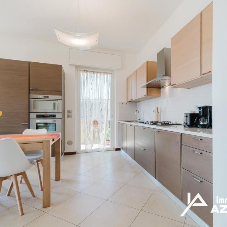 Stella del Lago - Immobiliare Azzurra - Appartamento con Vista e Balcone - 4