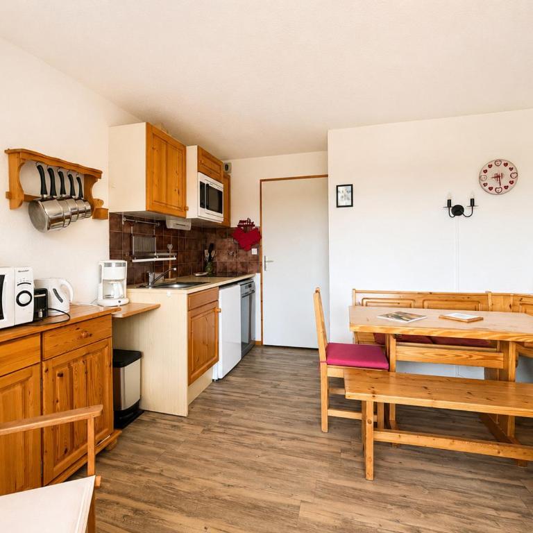 Studio cabine ensoleillé avec balcon à 1450m - FR-1-505-19 - Studio - 15