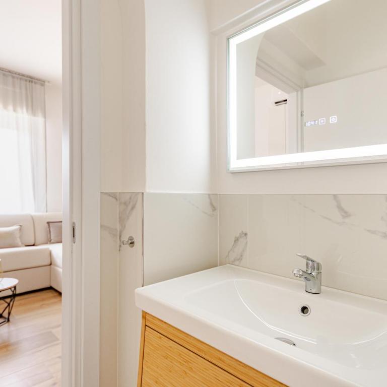 Villa Guerrazzi - 5 Bedrooms, 5 Bathrooms, Private Parking - P r a t u r e c c i Group - Villa - 16