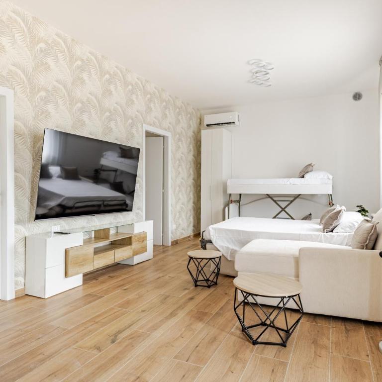 Villa Guerrazzi - 5 Bedrooms, 5 Bathrooms, Private Parking - P r a t u r e c c i Group - Villa - 29