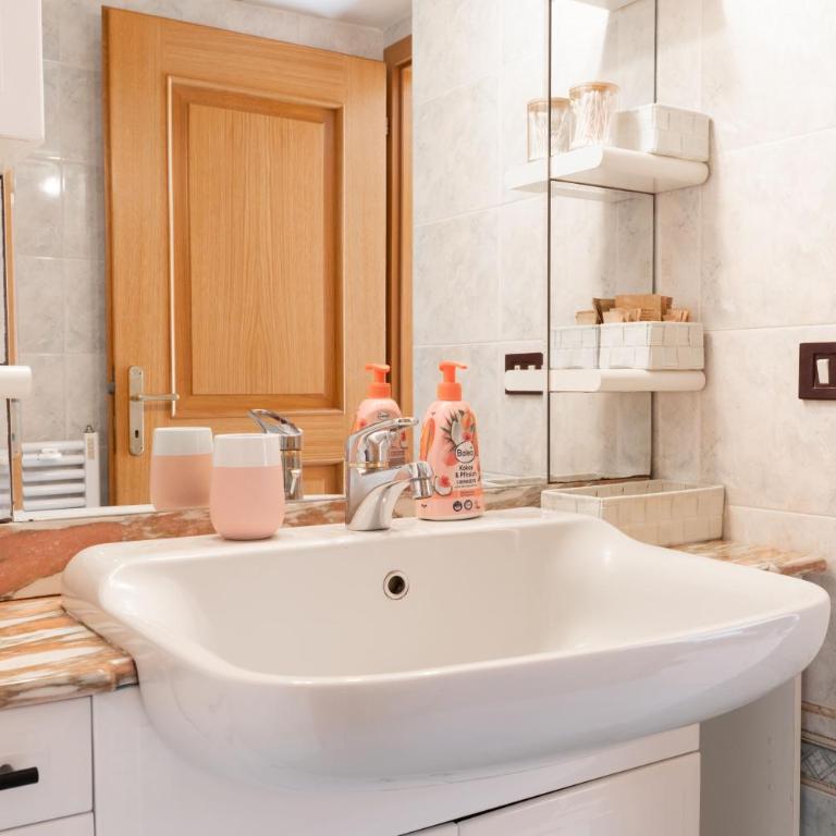 Casa Vacanza Le More By Immobilux - Appartamento - 23
