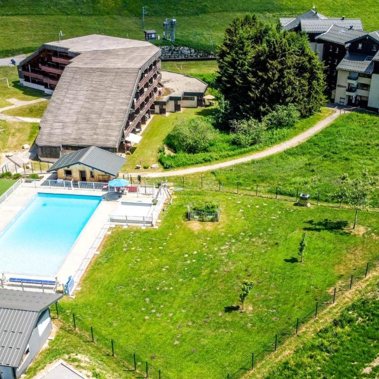 Slow Chalet Ski Soleil appart sur les pistes Terrasse tout à pied ! - Appartement - 32