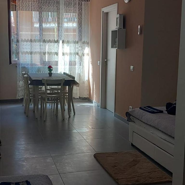 Appartamenti al Sole - Camera Familiare con Bagno Privato - 14