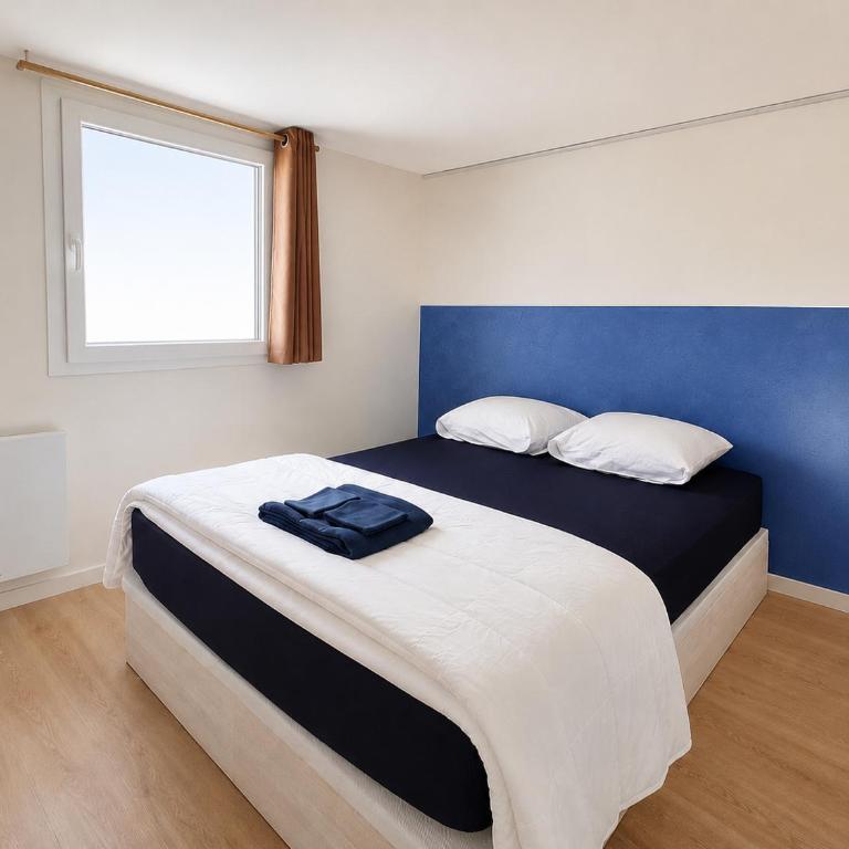 Maison 6 pers, Plage à 150 m, Terrasse, Garage, Wi-Fi & Douchette Extérieure - Maison 3 Chambres - 12