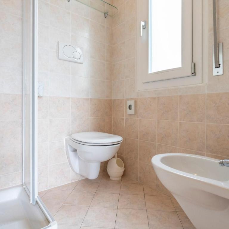 Hotel Cormoran Riccione - Quadruple Room with Balcony - 13
