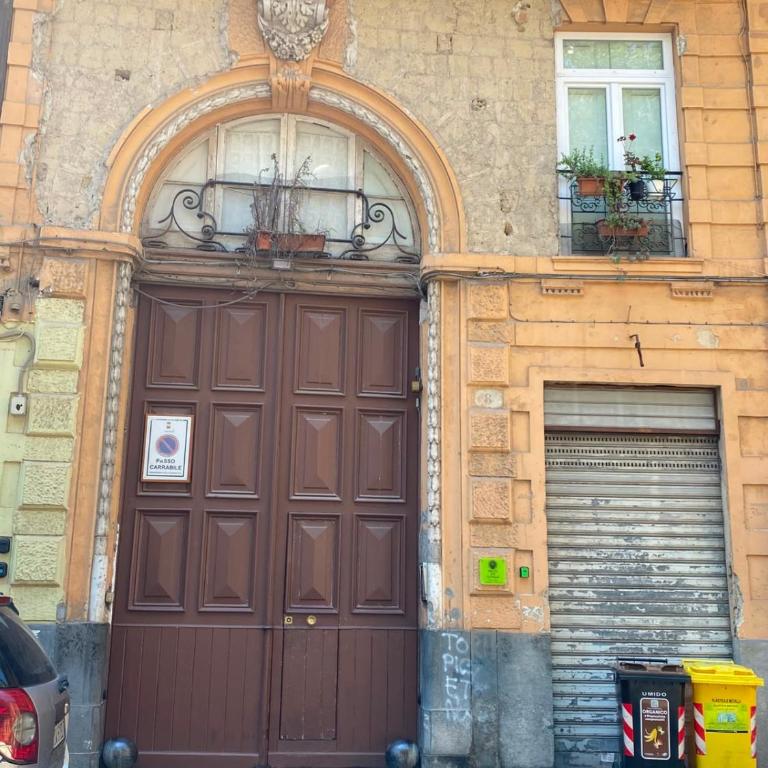 Urban Chic Suite San Ferdinando - Camera Matrimoniale Deluxe con Balcone - 8
