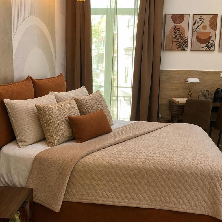 Urban Chic Suite San Ferdinando - Camera King con Vista Giardino - 4